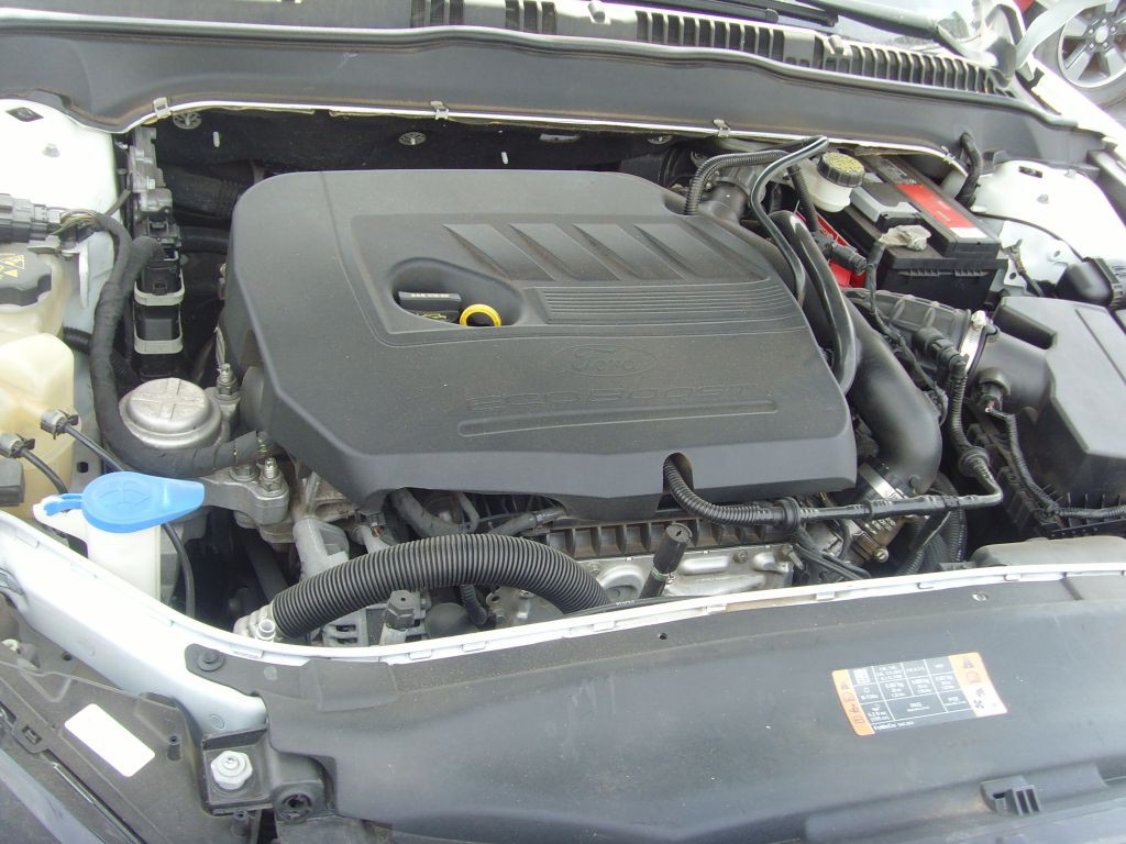 2016 Ford Fusion Image 24