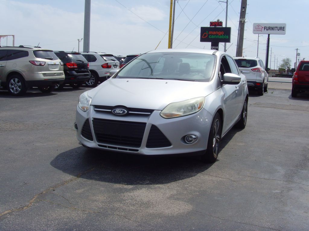 2014 Ford Focus Image 1