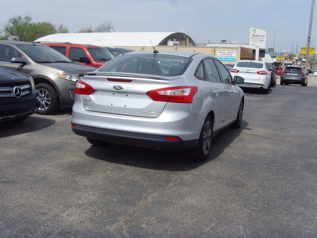 2014 Ford Focus Image 7