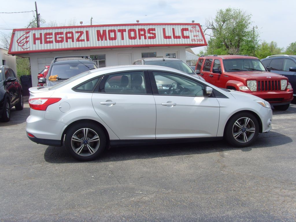 2014 Ford Focus Image 9