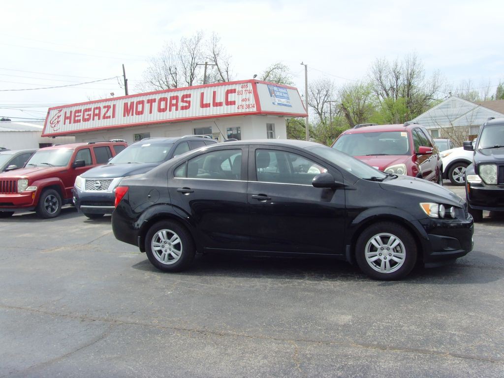 2016 Chevrolet Sonic Image 4