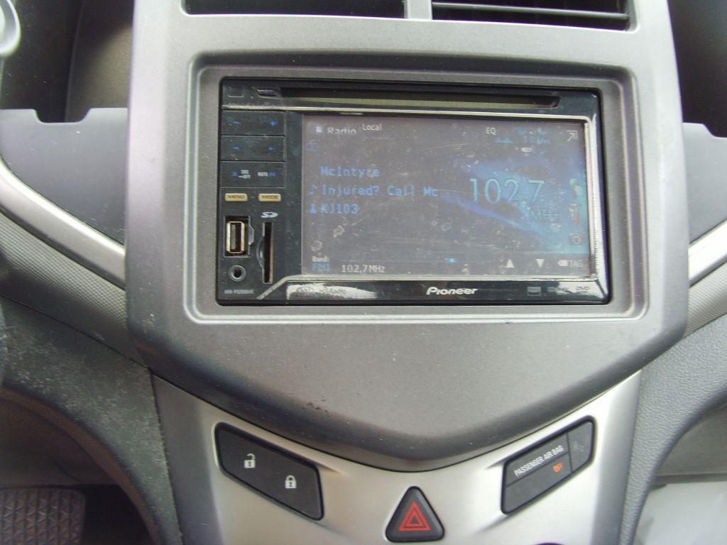2016 Chevrolet Sonic Image 21