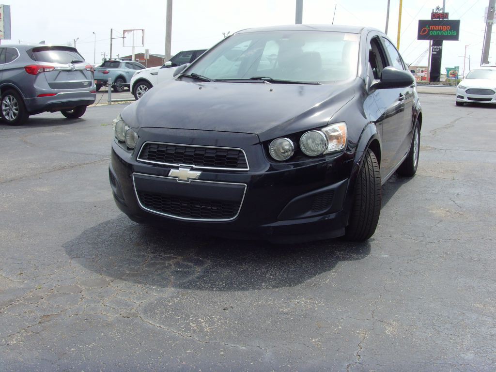 2016 Chevrolet Sonic Image 24
