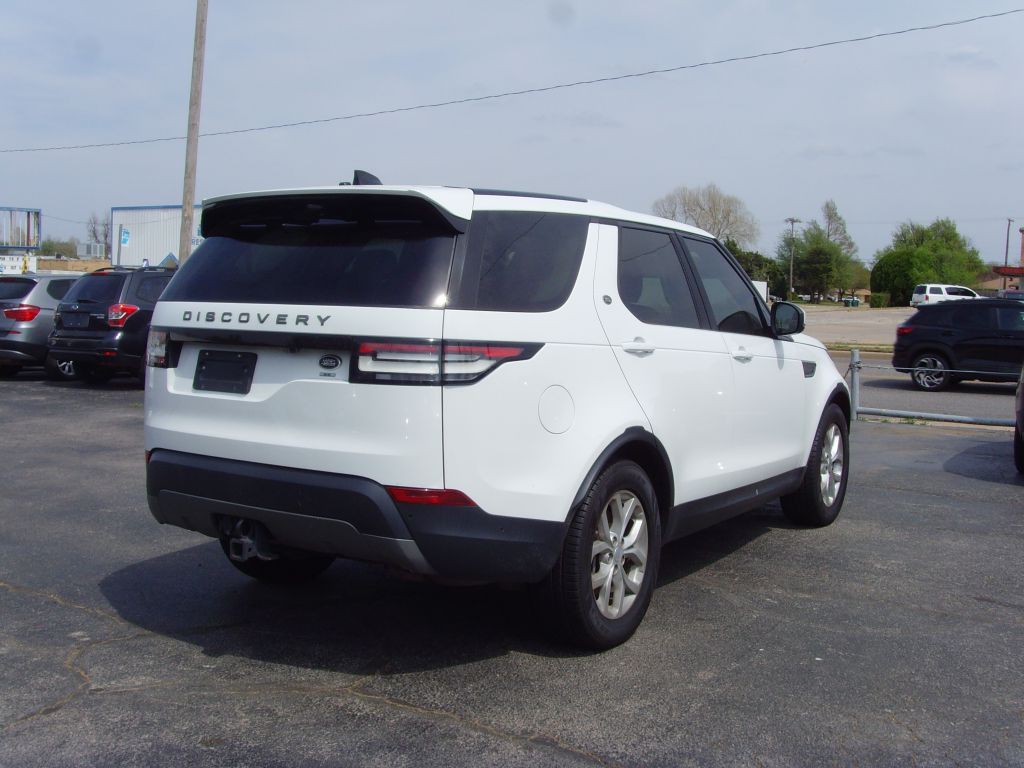 2019 Land Rover Discovery Image 9