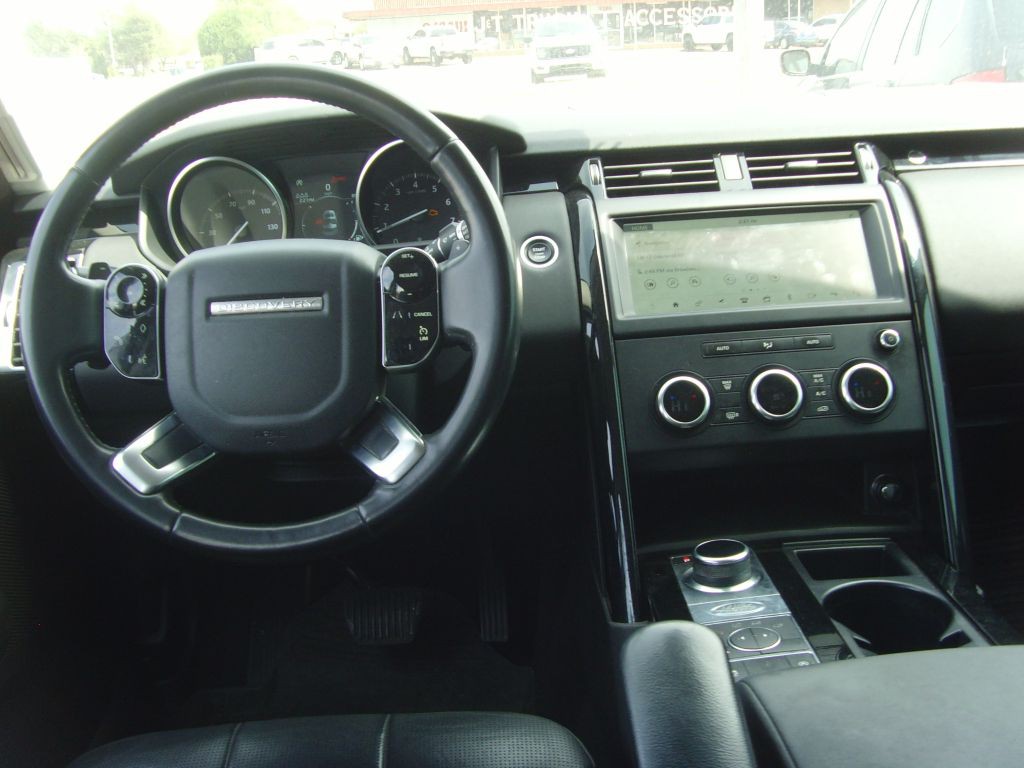 2019 Land Rover Discovery Image 20
