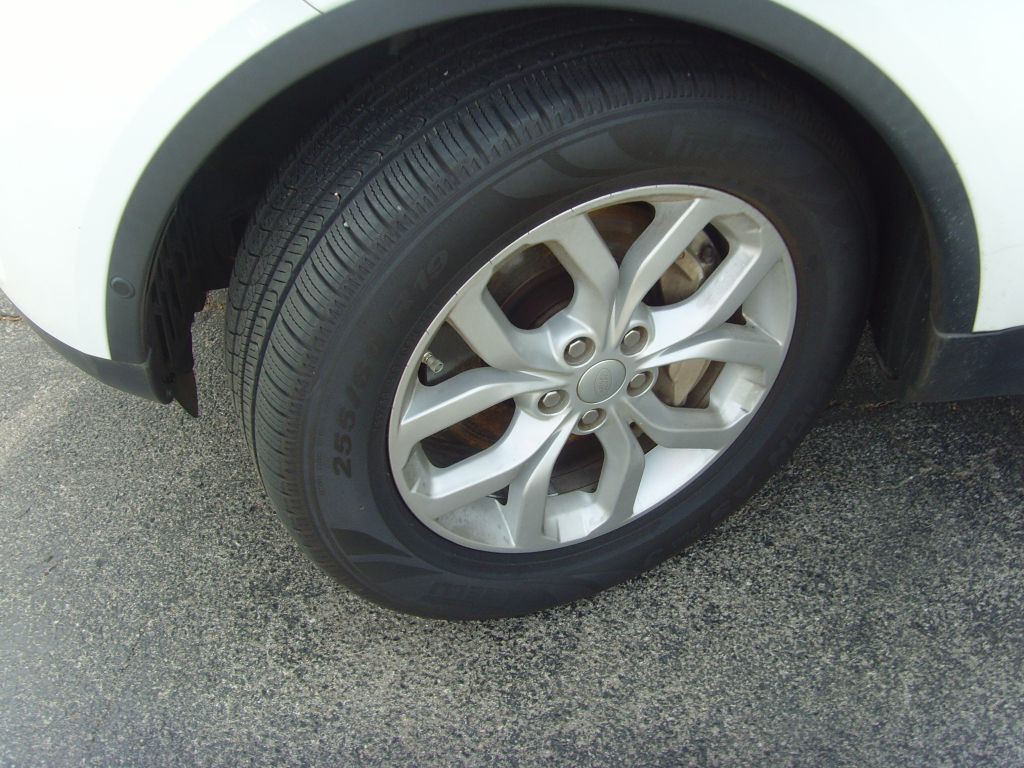 2019 Land Rover Discovery Image 30