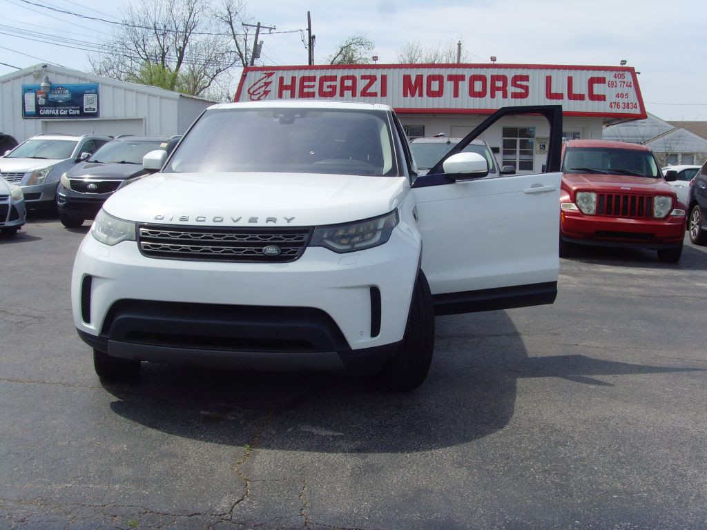 2019 Land Rover Discovery Image 32