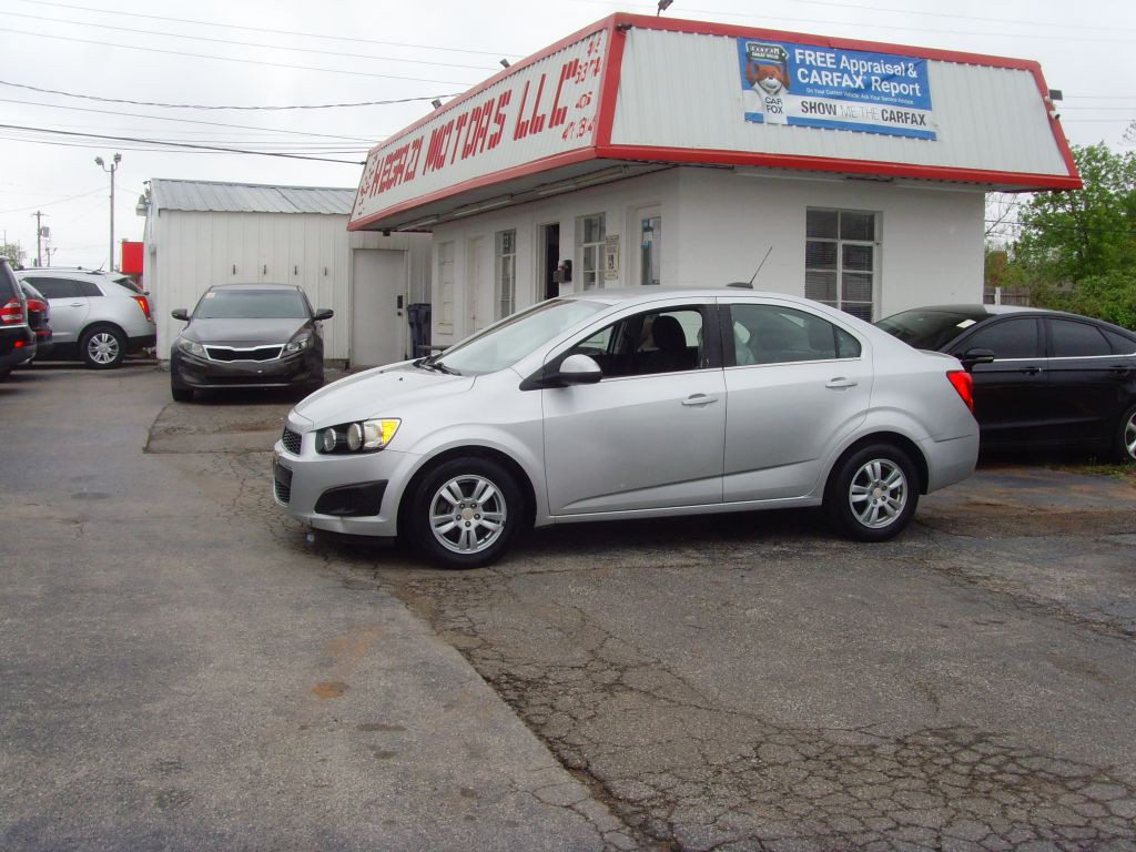 2016 Chevrolet Sonic Image 5