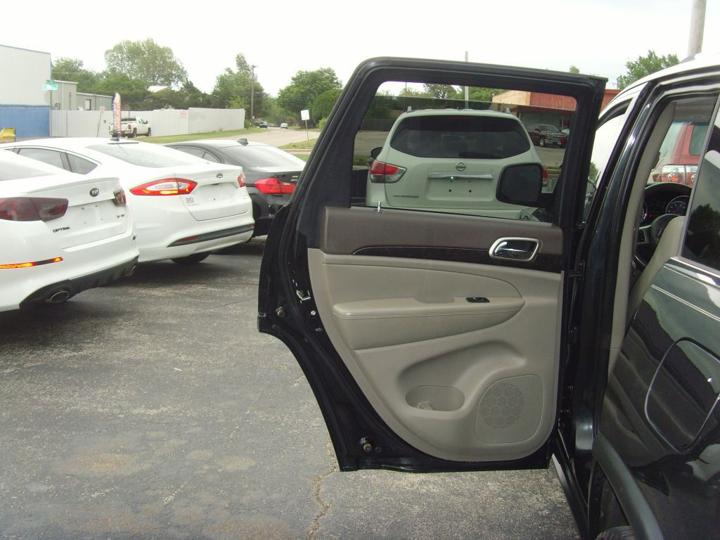 2013 Jeep Grand Cherokee Image 17