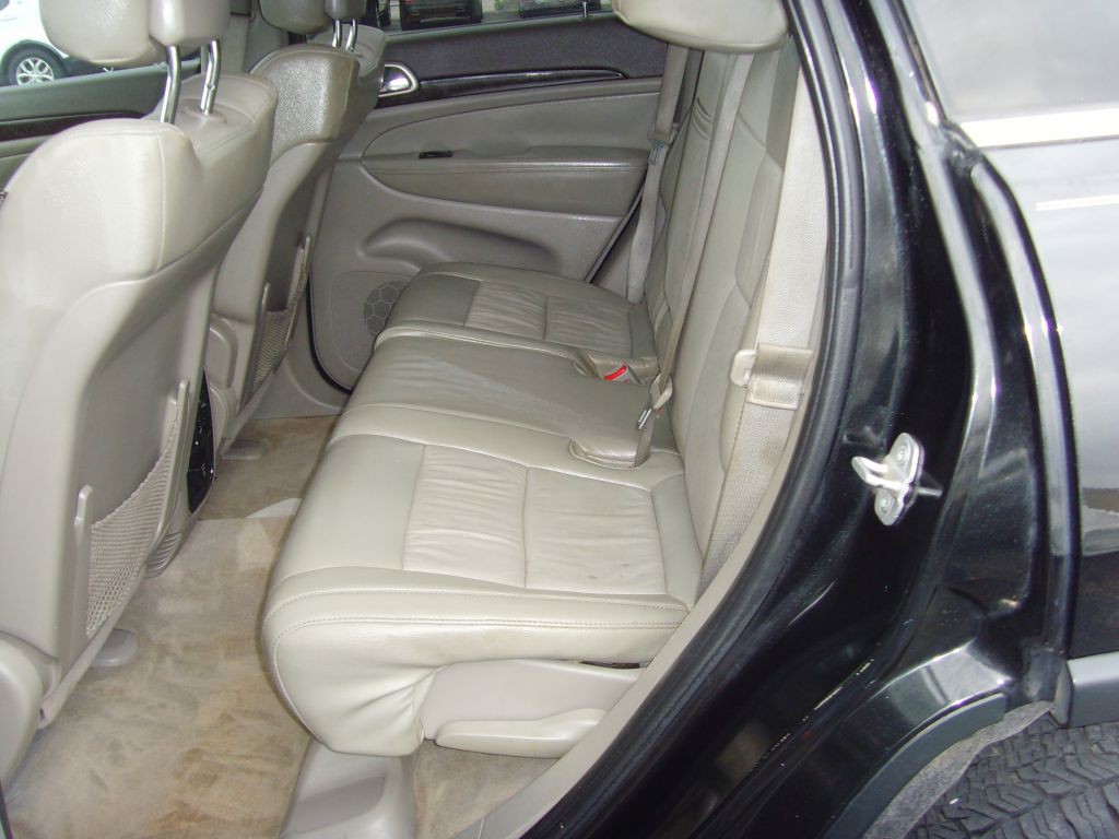 2013 Jeep Grand Cherokee Image 18