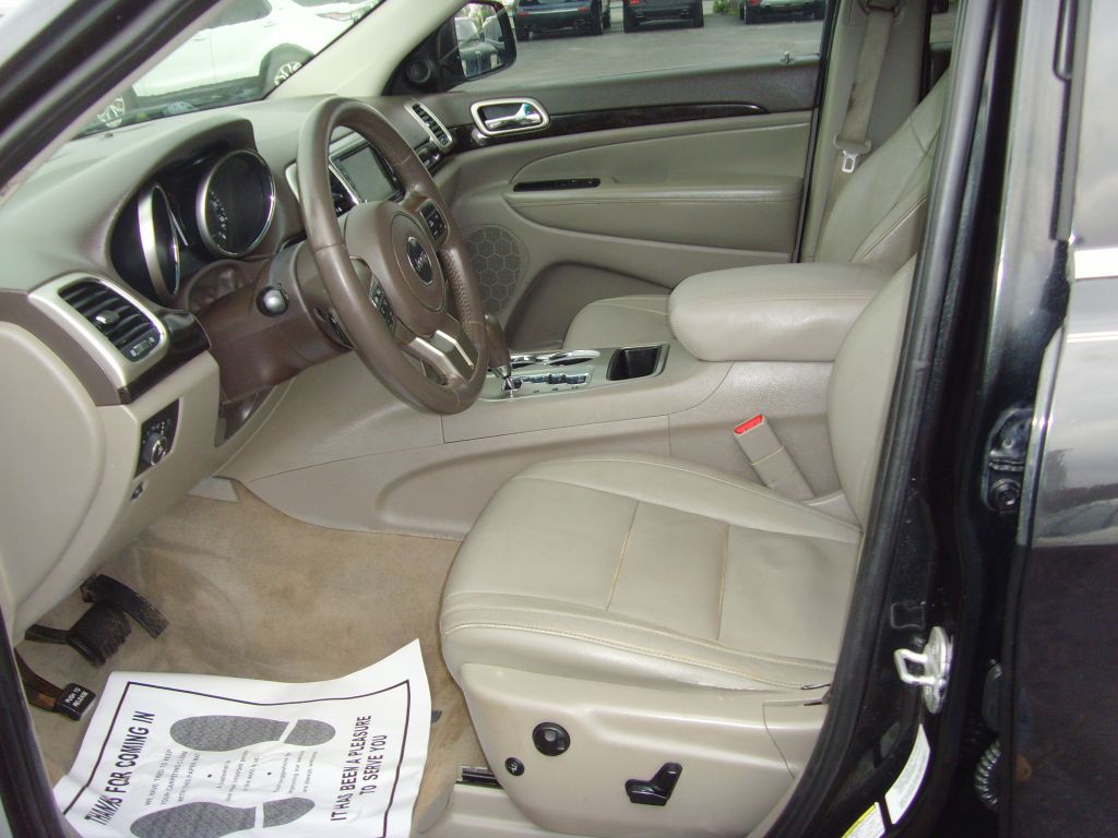 2013 Jeep Grand Cherokee Image 21