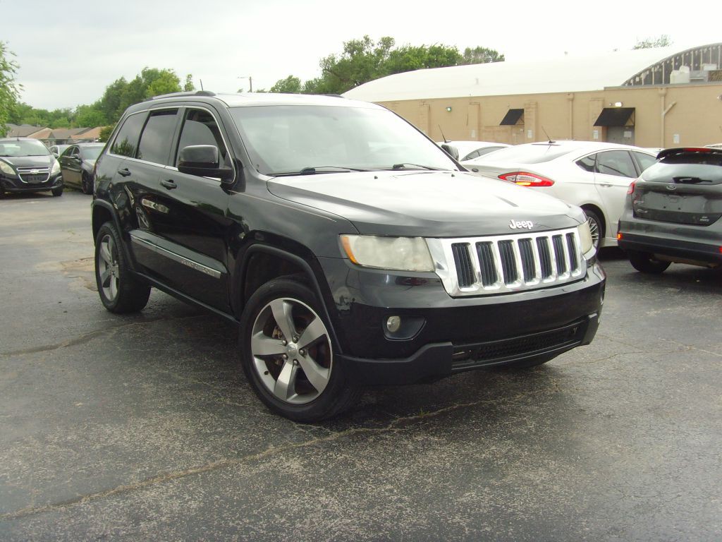 2013 Jeep Grand Cherokee Image 28
