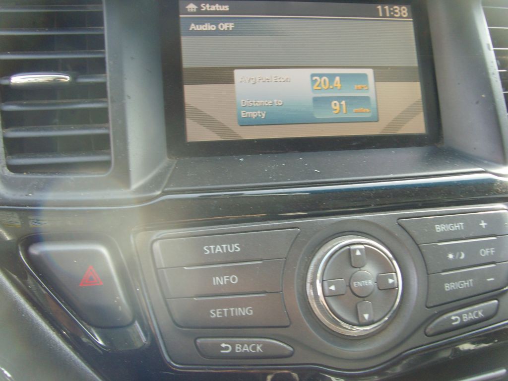 2013 Nissan Pathfinder Image 12