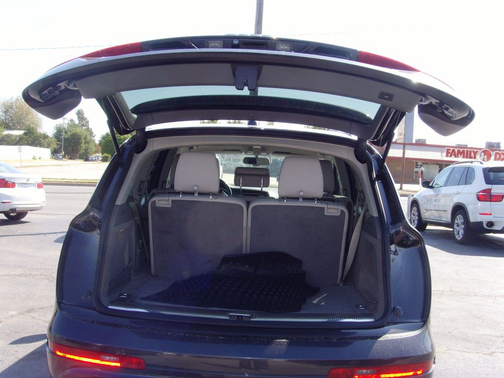 2015 Audi Q7 Image 16