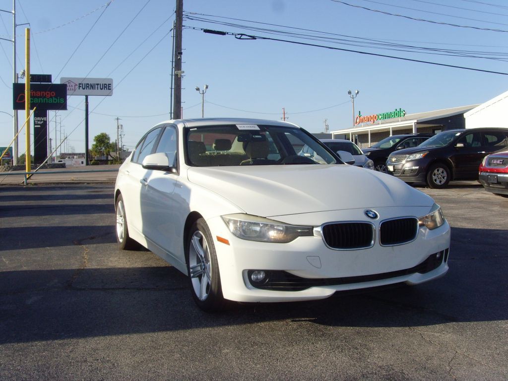 2014 BMW 3 Series Image 3
