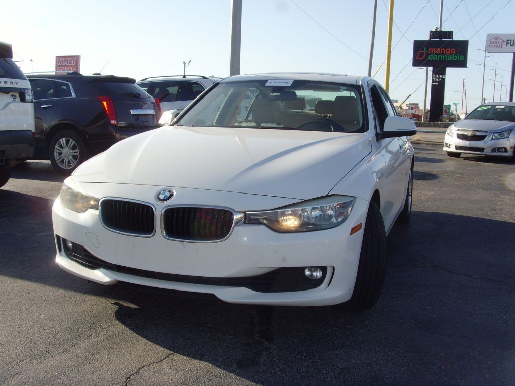 2014 BMW 3 Series Image 28