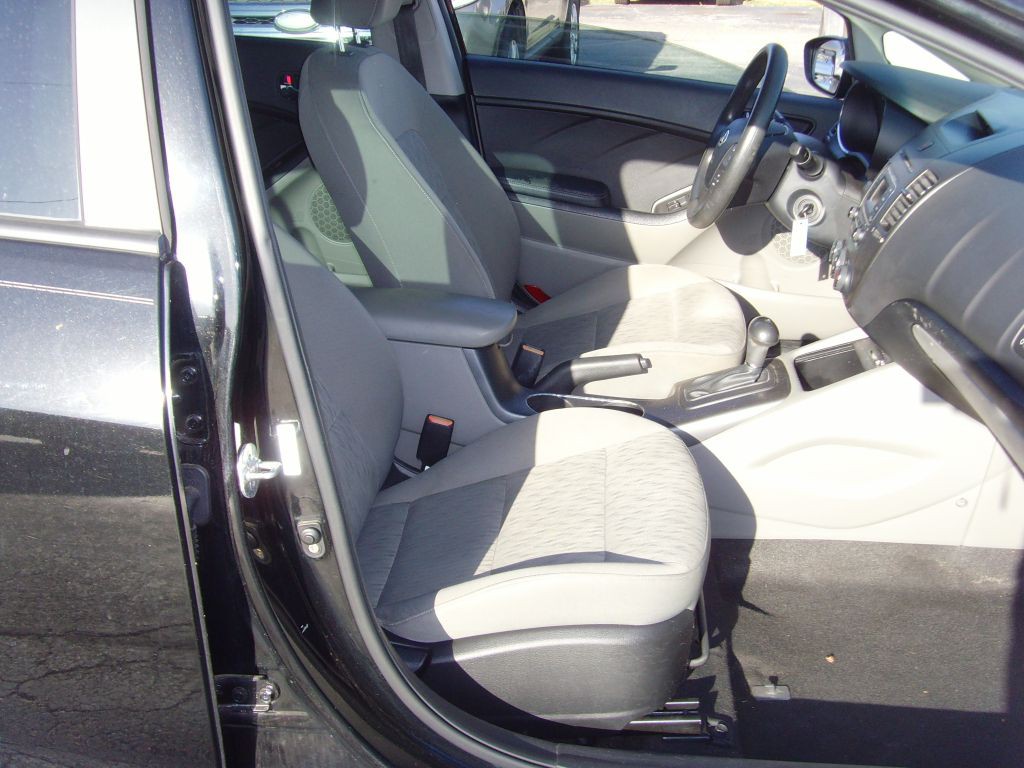 2015 Kia Forte Image 10