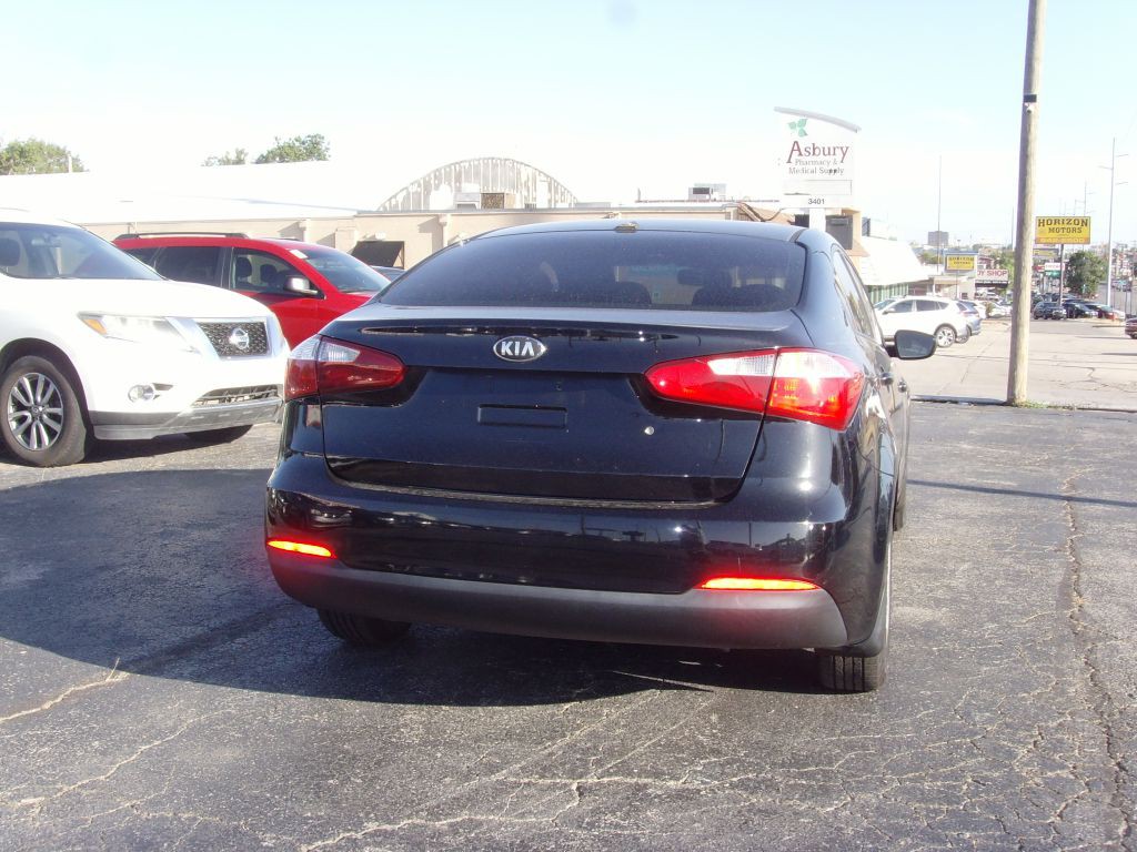 2015 Kia Forte Image 14