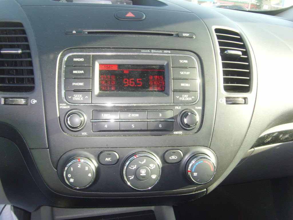 2015 Kia Forte Image 20