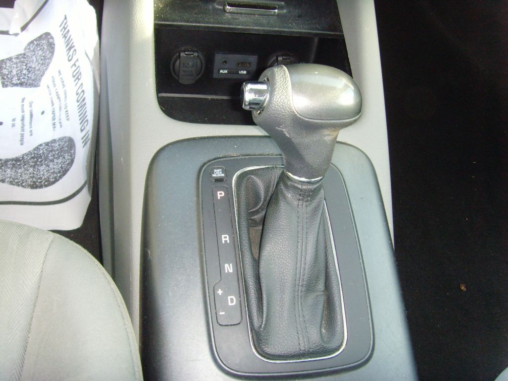 2015 Kia Forte Image 21