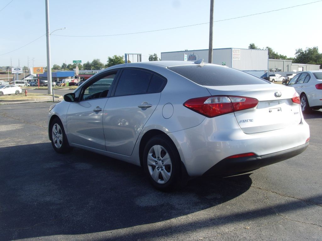 2015 Kia Forte Image 5