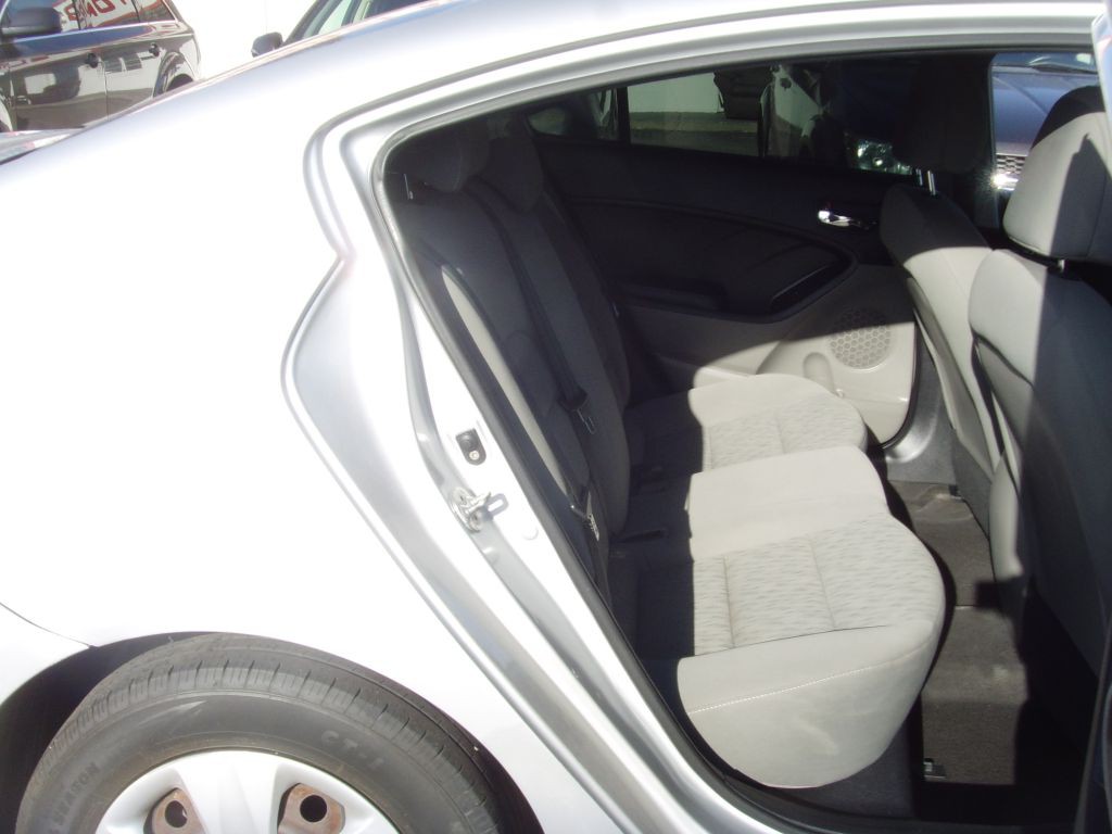 2015 Kia Forte Image 12