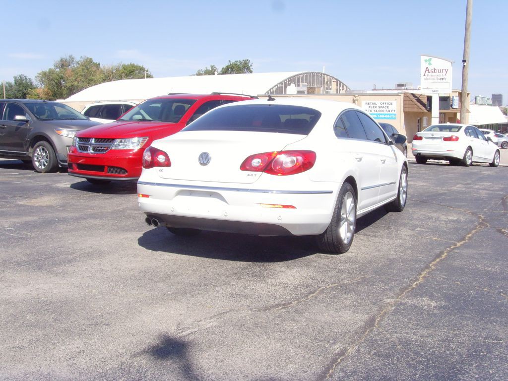 2010 Volkswagen CC Image 7