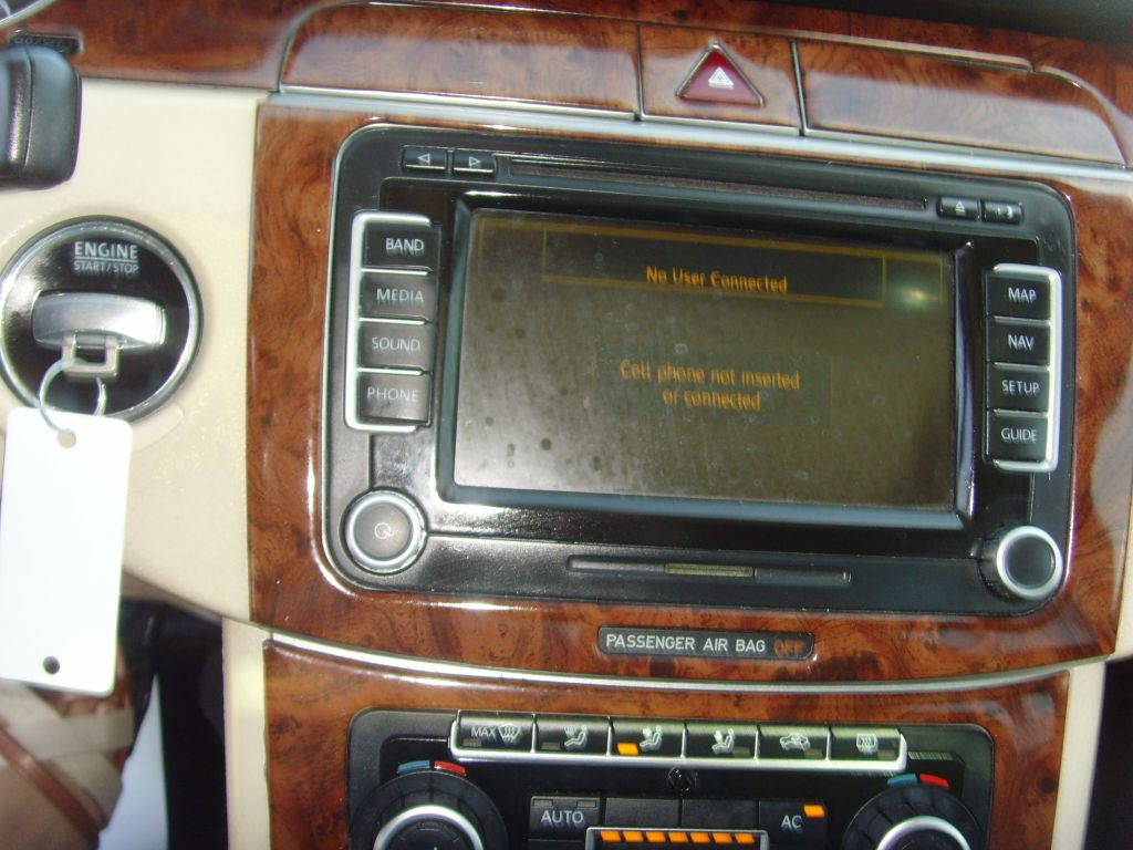 2010 Volkswagen CC Image 29