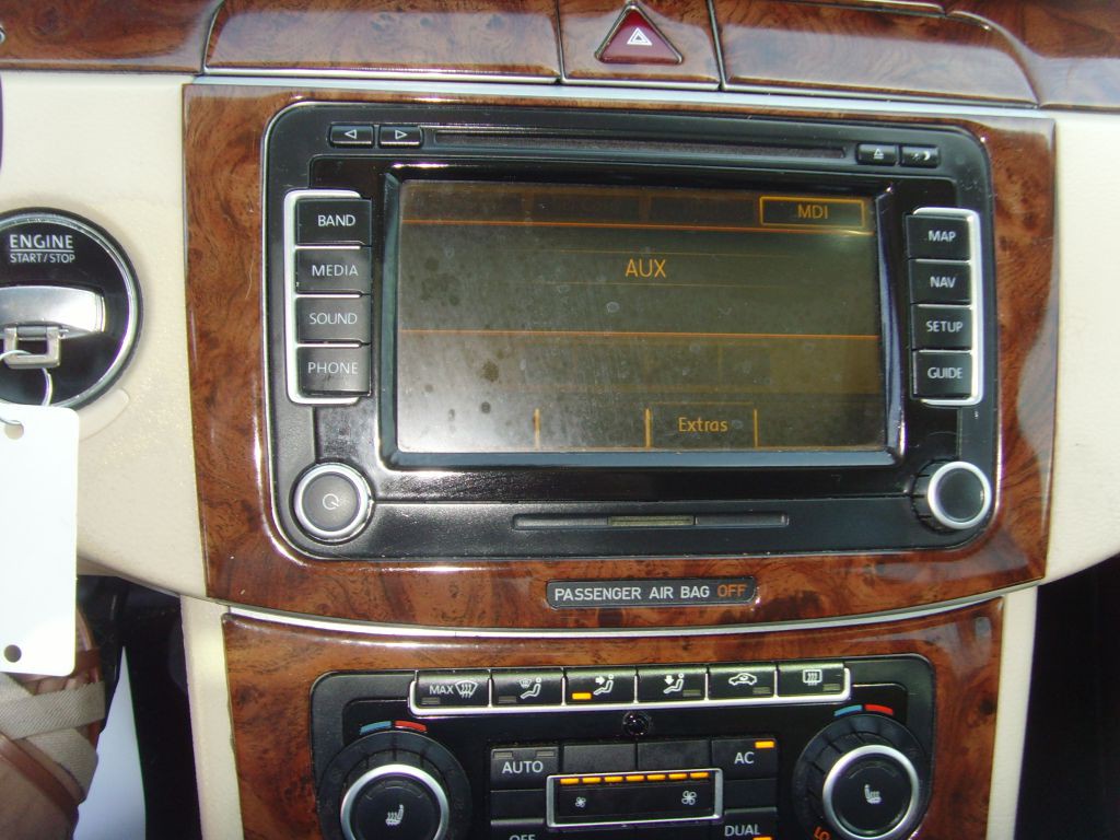 2010 Volkswagen CC Image 30