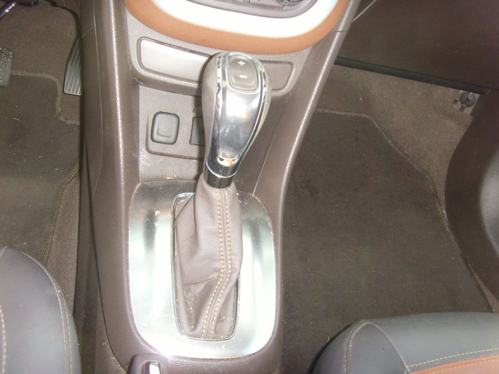 2014 Buick Enclave Image 24