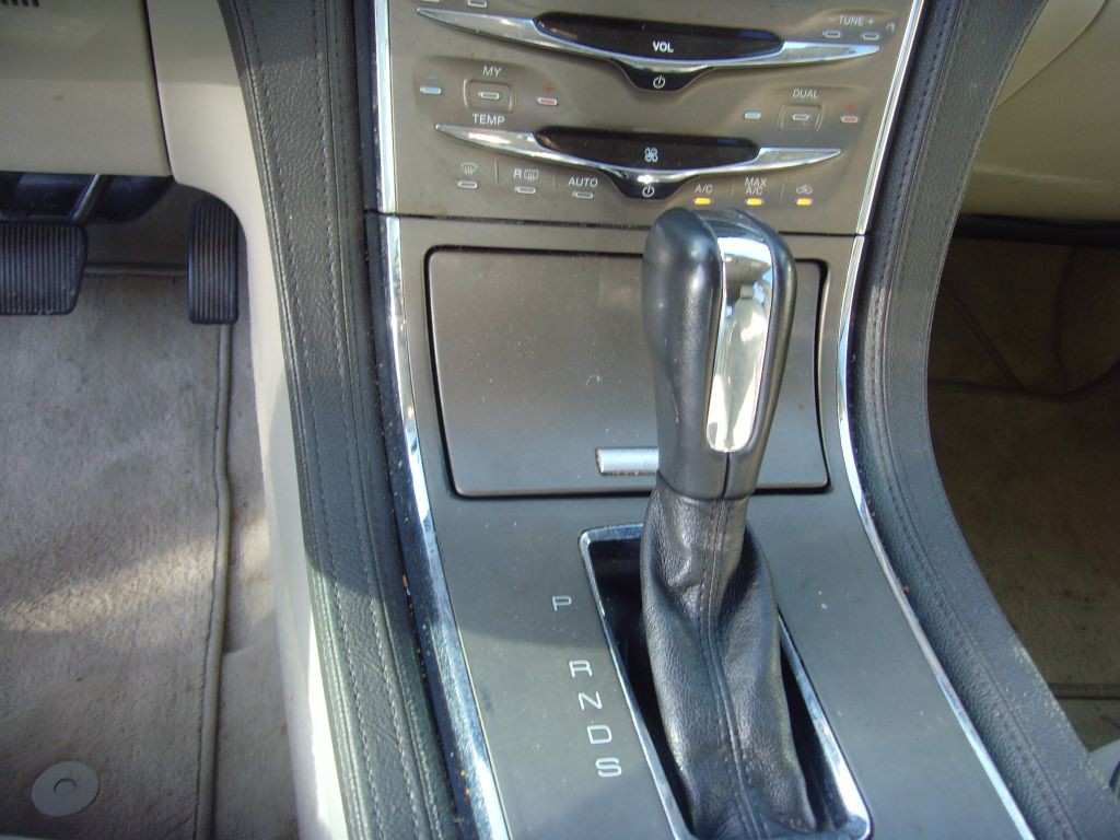 2013 Lincoln MKX Image 23