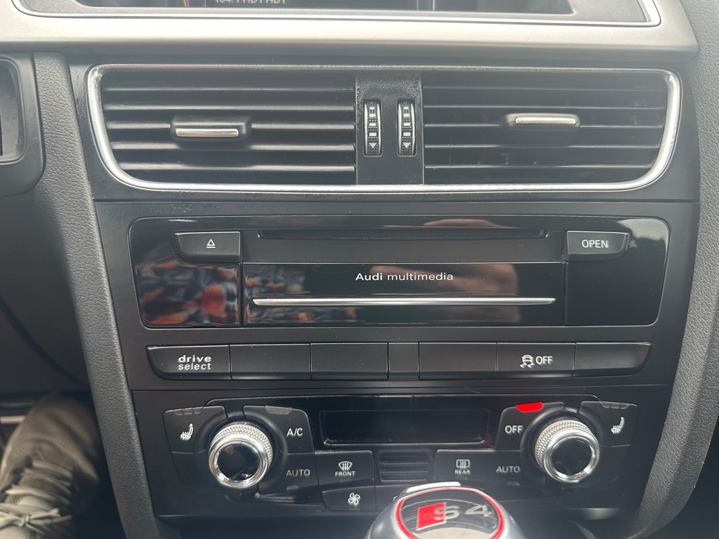 2015 Audi S4 Image 12