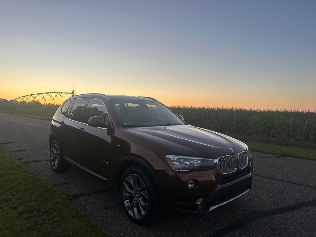 2017 BMW X3 Image 6
