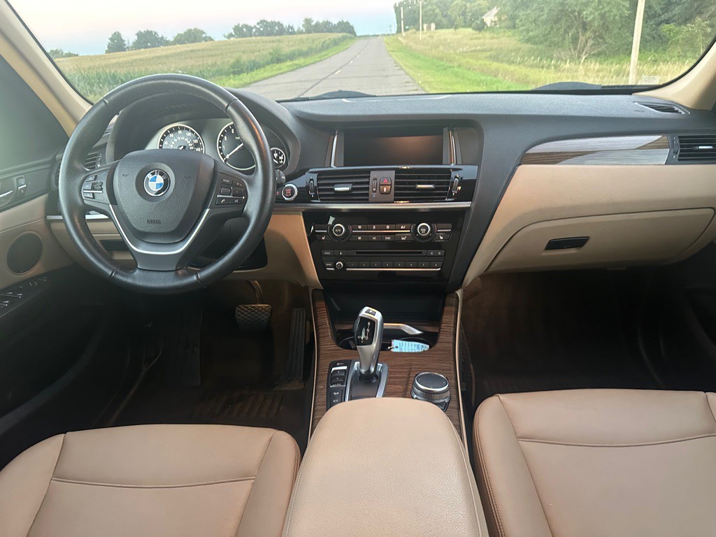 2017 BMW X3 Image 11
