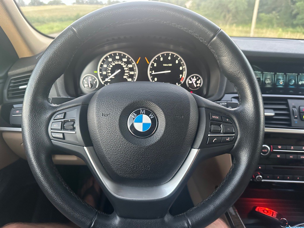 2017 BMW X3 Image 14