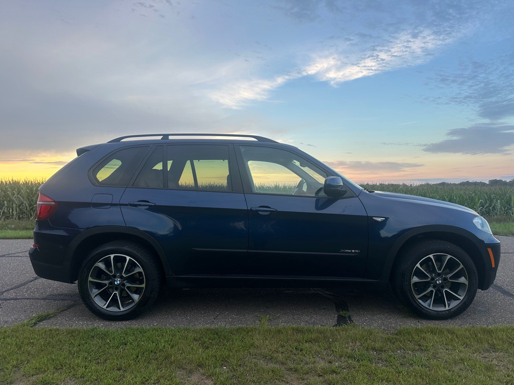 2011 BMW X5 Image 5