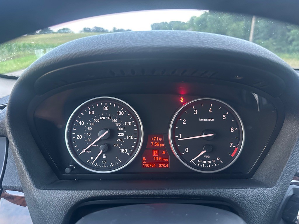 2011 BMW X5 Image 12