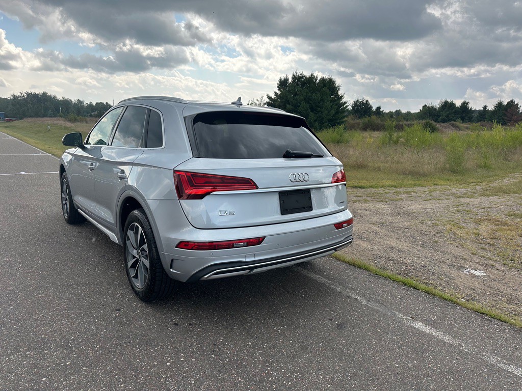 2021 Audi Q5 Image 4