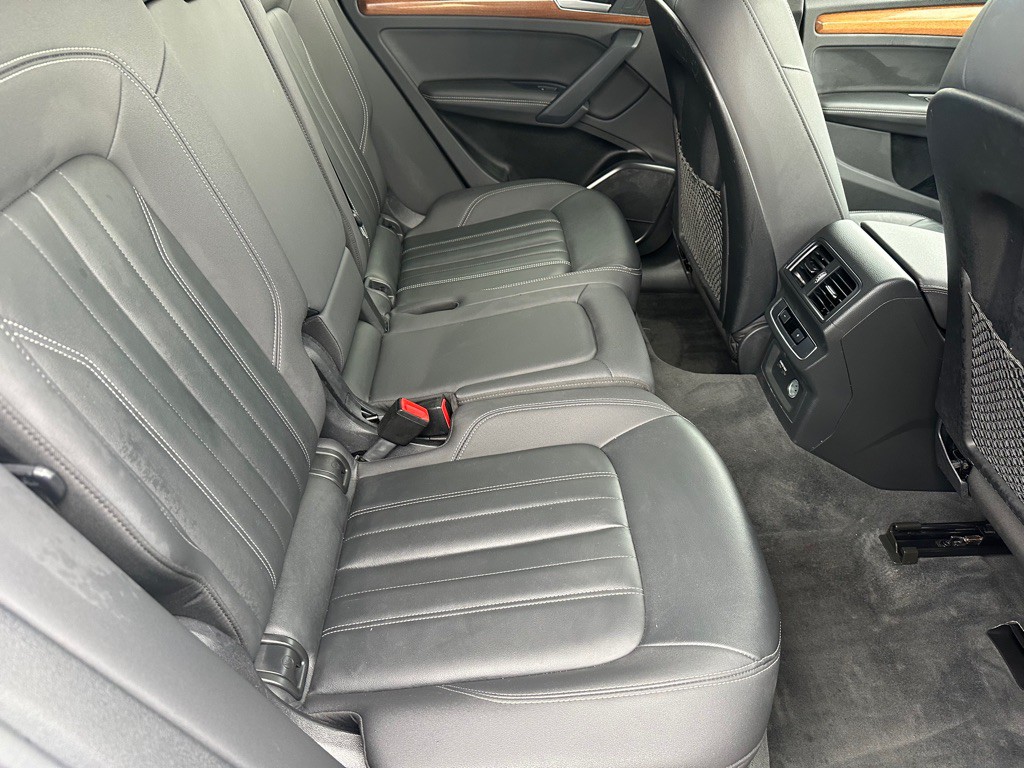 2021 Audi Q5 Image 10