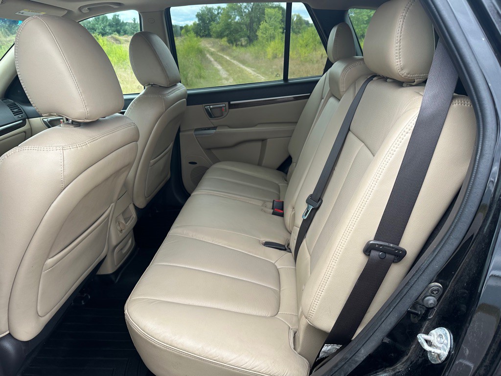 2011 Hyundai Santa Fe Image 8