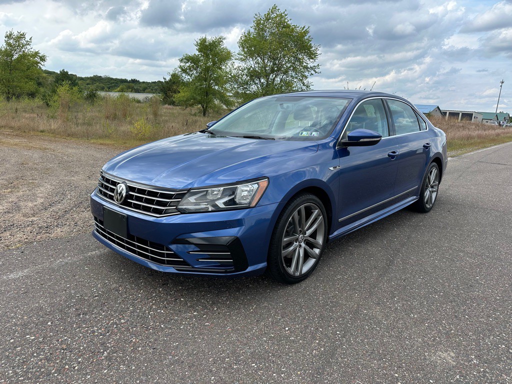 2017 Volkswagen Passat Image 3