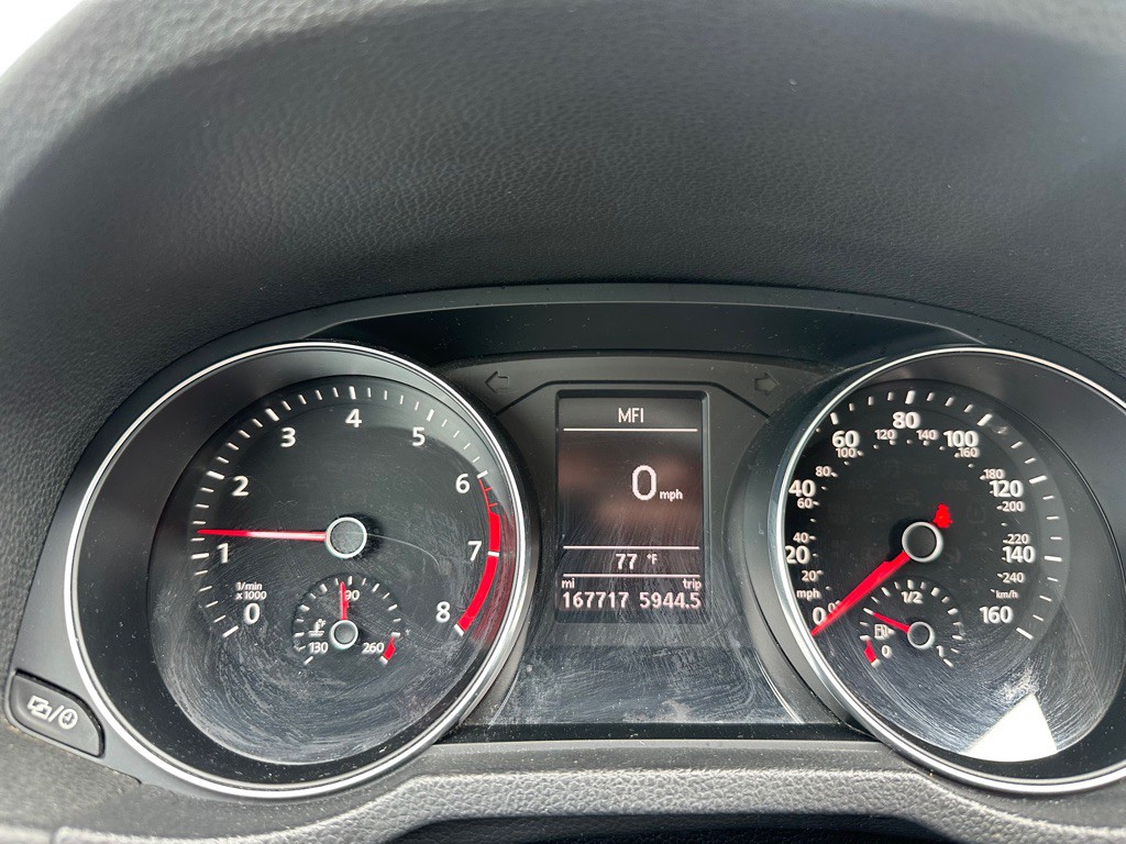 2017 Volkswagen Passat Image 13
