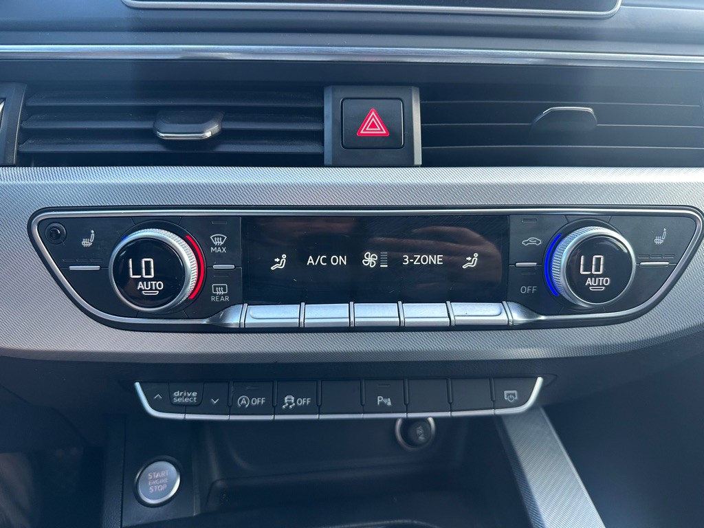 2017 Audi A4 Image 15