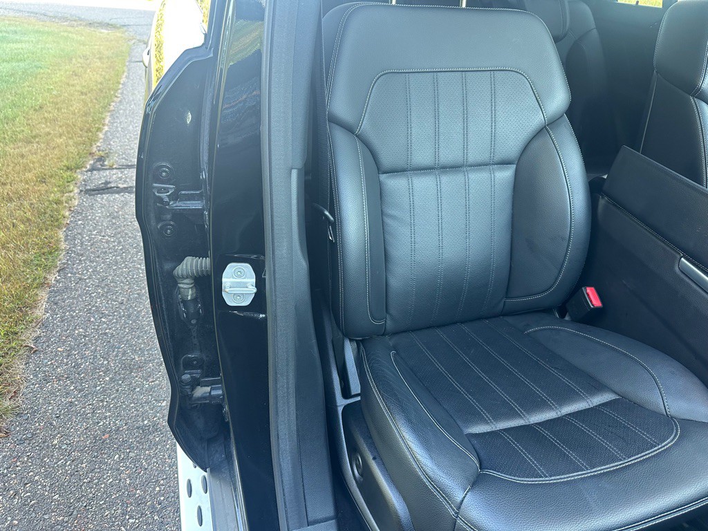 2015 Mercedes-Benz GL-Class Image 8