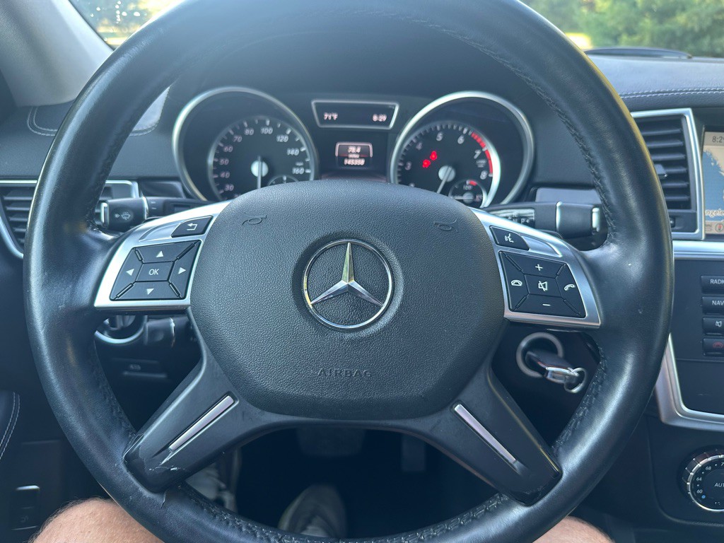 2015 Mercedes-Benz GL-Class Image 13