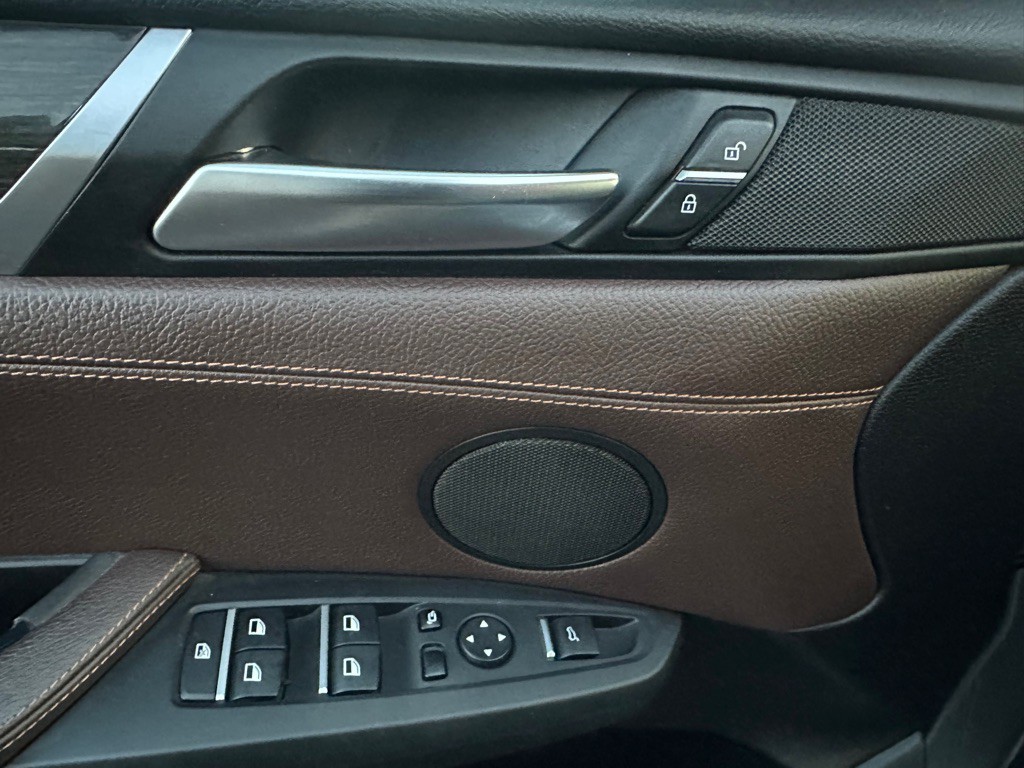 2016 BMW X3 Image 13