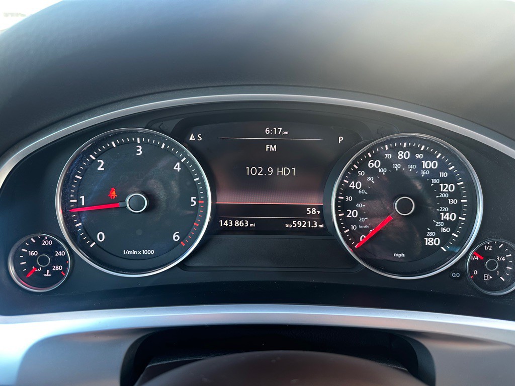 2014 Volkswagen Touareg Image 15