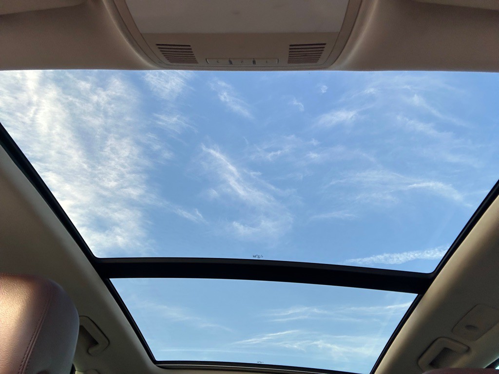 2014 Volkswagen Touareg Image 20