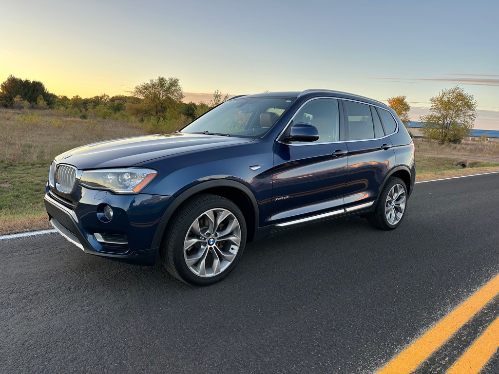 2017 BMW X3 Image 1