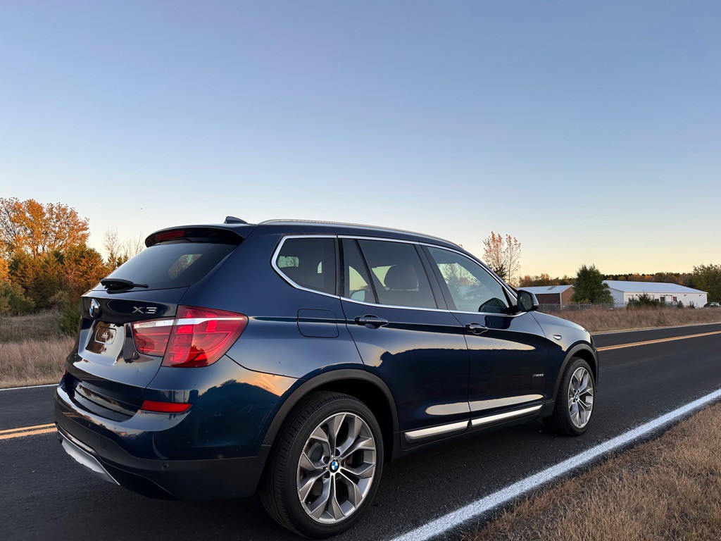 2017 BMW X3 Image 5